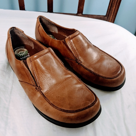 Earth Spirit Reagan Tan Brown Leather Loafer Slip on Shoe - Picture 2 of 6